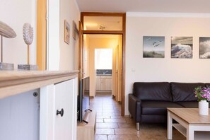 صورة غير مصنفة، 3 من 25، زرّ