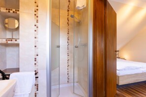 صورة غير مصنفة، 4 من 25، زرّ