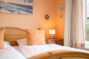 صورة غير مصنفة، 4 من 23، زرّ