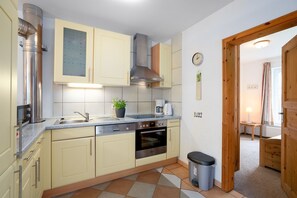 Unclassified image, 3 of 19, button