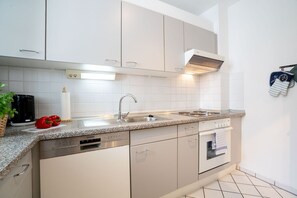 Unclassified image, 2 of 26, button