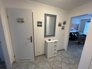 Interior - (DKK9c) Holiday apartment Ostsee-hn-sucht F**** - Holiday apartment "Ostsee-hn-sucht" (Timmendorfer Strand)