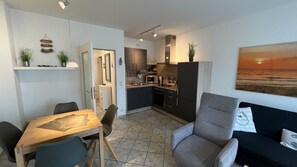 Unclassified image, 2 of 16, button - (DKK9c) Holiday apartment Ostsee-hn-sucht F**** - Holiday apartment "Ostsee-hn-sucht" (Timmendorfer Strand)