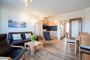 صورة غير مصنفة، 3 من 22، زرّ