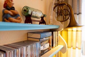 صورة غير مصنفة، 5 من 14، زرّ