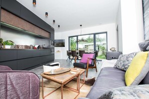 Nicht klassifiziertes Bild, 3 von 19, Schaltfläche