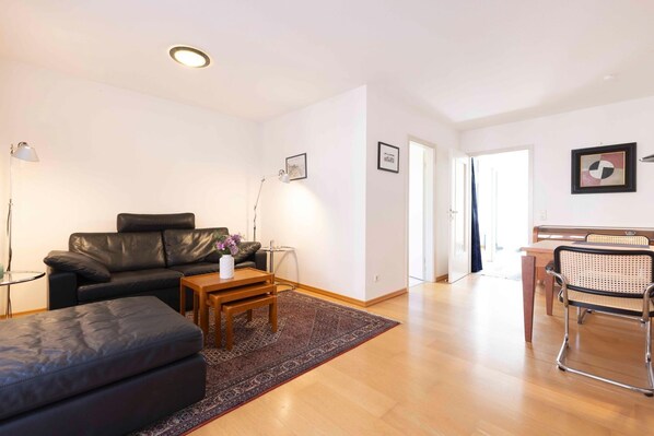 Unclassified image, 1 of 17, button - (OST35b) Holiday apartment "Derndinger" - Holiday apartment "Derndinger" up to 4 persons (Timmendorfer Strand)