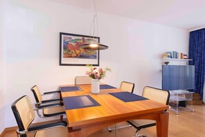 Unclassified image, 3 of 17, button - (OST35b) Holiday apartment "Derndinger" - Holiday apartment "Derndinger" up to 4 persons (Timmendorfer Strand)