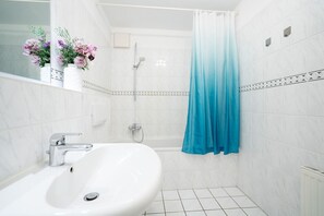 Imagen sin descripción, 2 de 18, botón