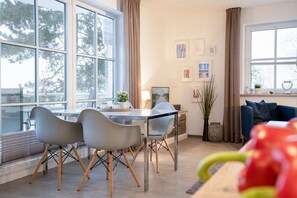 Imagen sin descripción, 3 de 25, botón