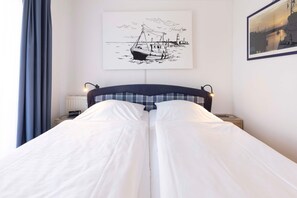 Unclassified image, 3 of 17, button