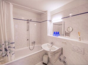 Unclassified image, 3 of 11, button