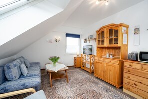 Unclassified image, 3 of 12, button - (HER14a) Holiday apartment "Hartig 1" - Holiday apartment "Hartig 1" up to 3 persons ( (Timmendorfer Strand)