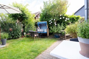 صورة غير مصنفة، 2 من 25، زرّ