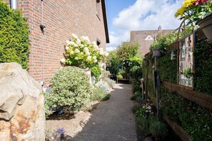 Unclassified image, 5 of 25, button - (HER16d) Holiday apartment "Ankes Gästehaus 2" F*** - Holiday apartment "Ankes Gästehaus (Timmendorfer Strand)