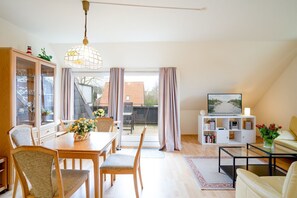 Unclassified image, 5 of 22, button - (AMW1) Apartment Garbers/Thiele - Apartment "Garbers/Thiele" to 3 (Timmendorfer Strand)