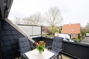 Outdoor dining - (AMW1) Apartment Garbers/Thiele - Apartment "Garbers/Thiele" to 3 (Timmendorfer Strand)