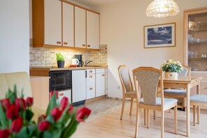 Unclassified image, 2 of 22, button - (AMW1) Apartment Garbers/Thiele - Apartment "Garbers/Thiele" to 3 (Timmendorfer Strand)