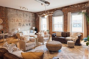 Téléviseur, bureau