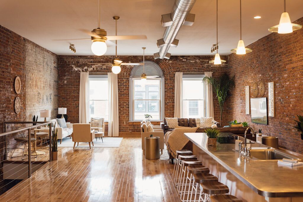 Télévision, espaces bureaux