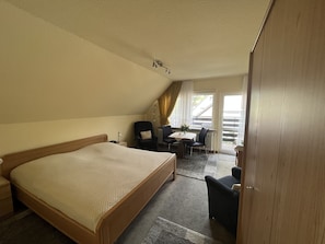 1 bedroom, WiFi, bed sheets - (STOE14c) Holiday apartment "Iden App. 1" - Holiday apartment "Iden App. 1" to 2 (Timmendorfer Strand)