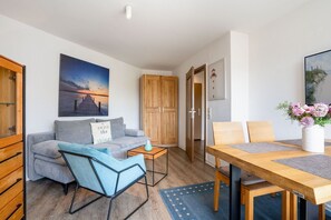 صورة غير مصنفة، 3 من 21، زرّ