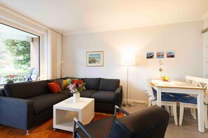 صورة غير مصنفة، 4 من 16، زرّ