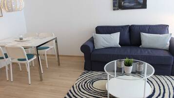 Fernseher, Stereoanlage