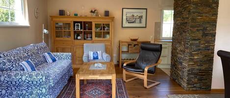 Télévision, lecteur de DVD, chaîne hi-fi