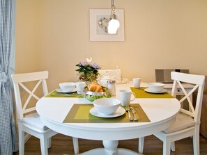 تناول الطعام