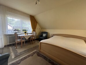 Unclassified image, 5 of 9, button - (STOE14b) Holiday apartment "Iden App. 2" - Holiday apartment "Iden App. 2" for up to 2 persons (non-smokers) (Timmendorfer Strand)