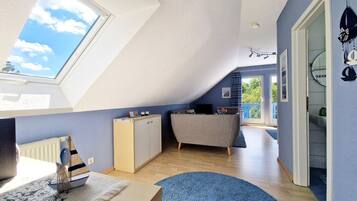 Fernseher, Stereoanlage