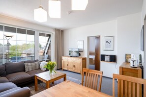 صورة غير مصنفة، 3 من 25، زرّ