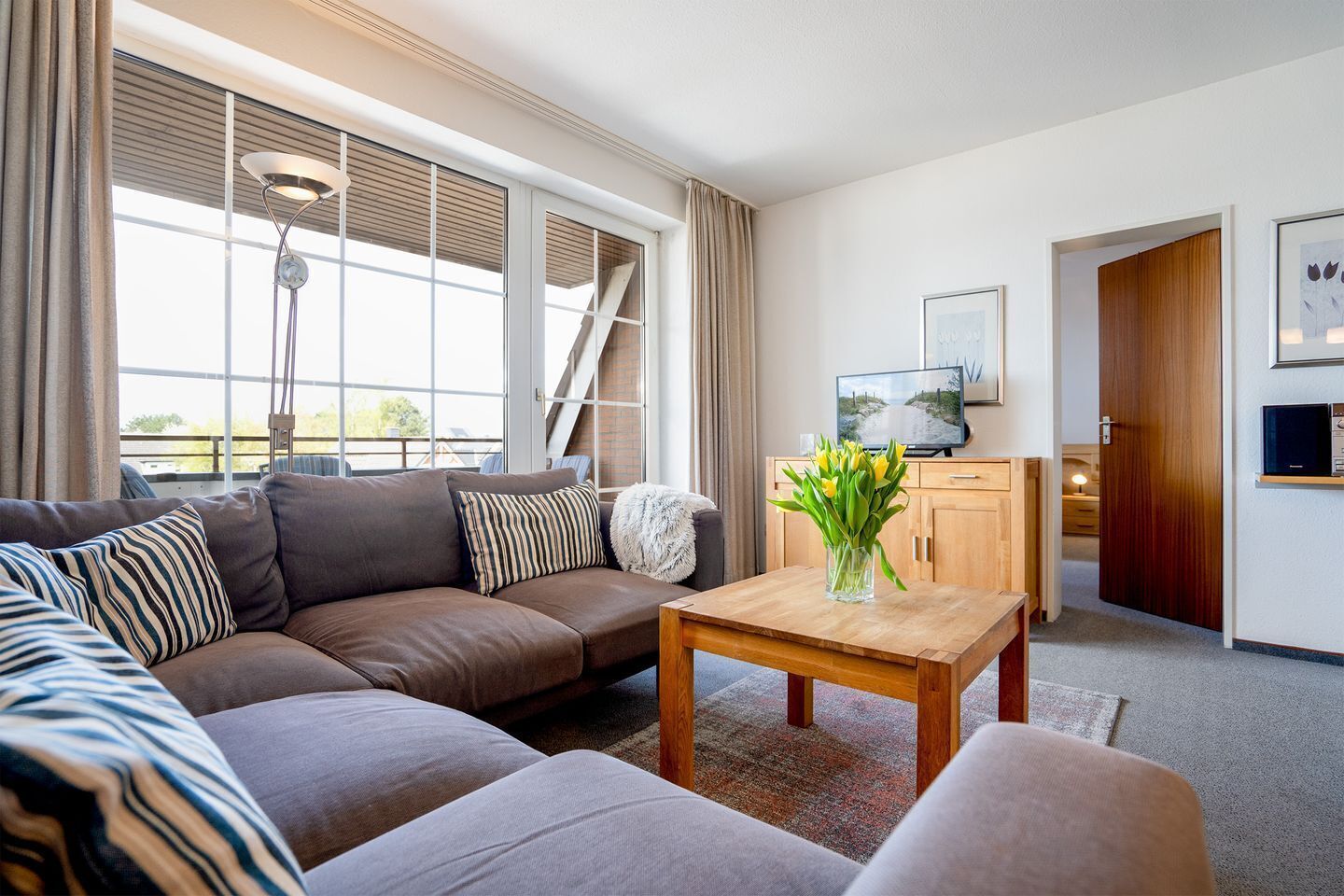 Televisio, DVD-soitin, stereot