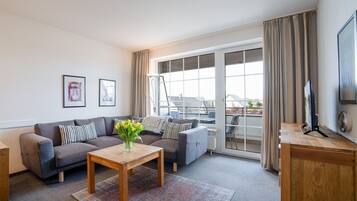 TV, DVD player, stereo