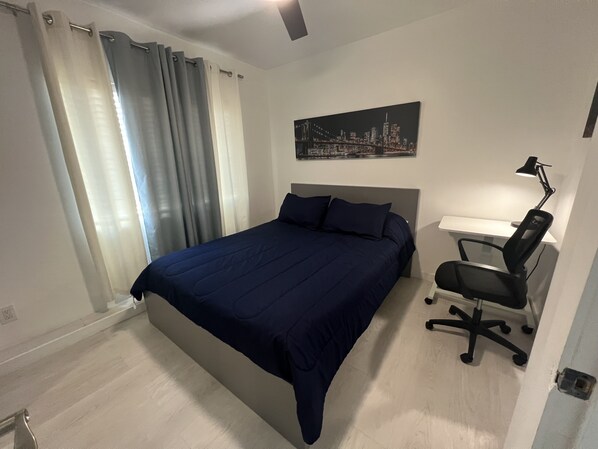 1 bedroom, in-room safe, desk, iron/ironing board