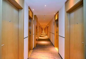 Unclassified image, 3 of 35, button - City Convenient Hotel (Yuxi)
