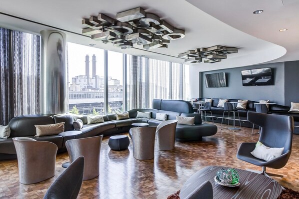 Interior - Tasteful Downtown 1BR w/ Gym & W/D, near South Station, by Blueground (Boston)