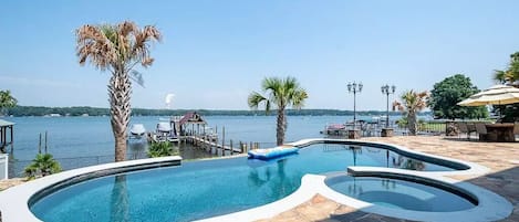 室外泳池、暖水池