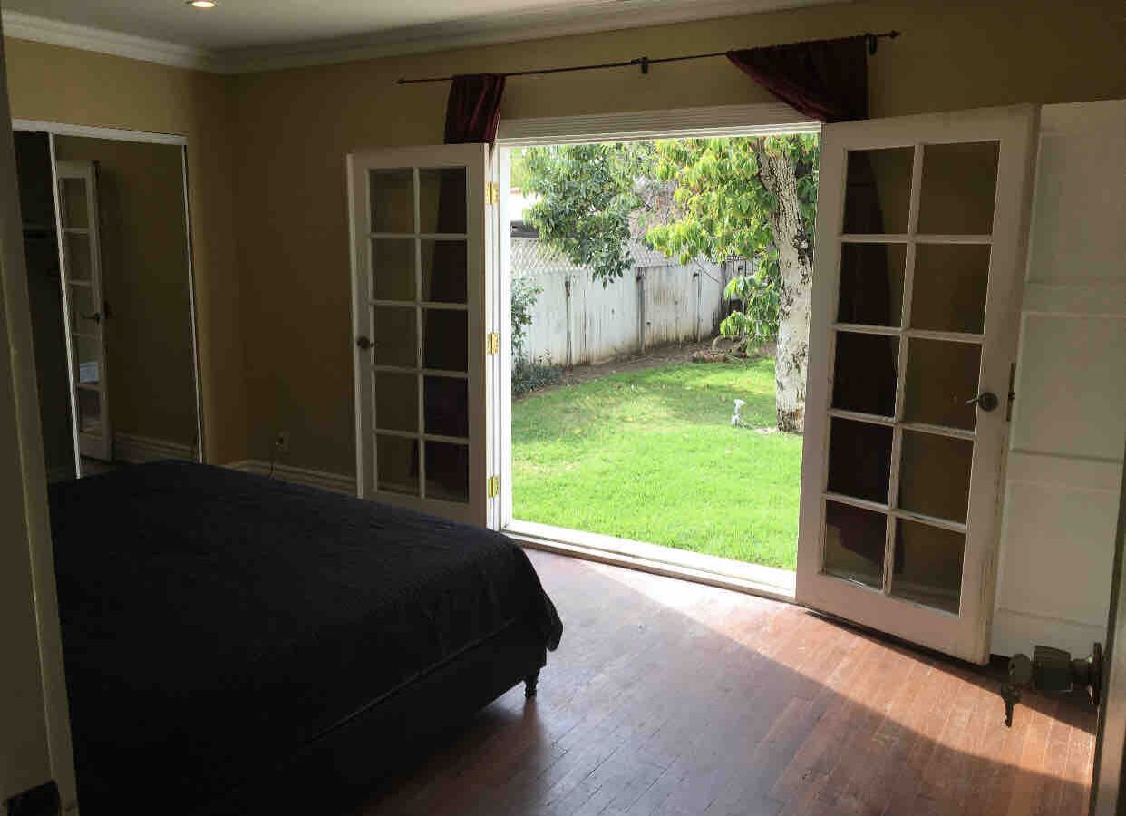 3 bedrooms, iron/ironing board, cots/infant beds, travel cot
