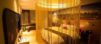 Thank Inn Hotel (Guangcai Great Market)