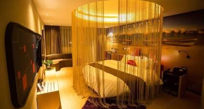 Thank Inn Hotel (Guangcai Great Market)