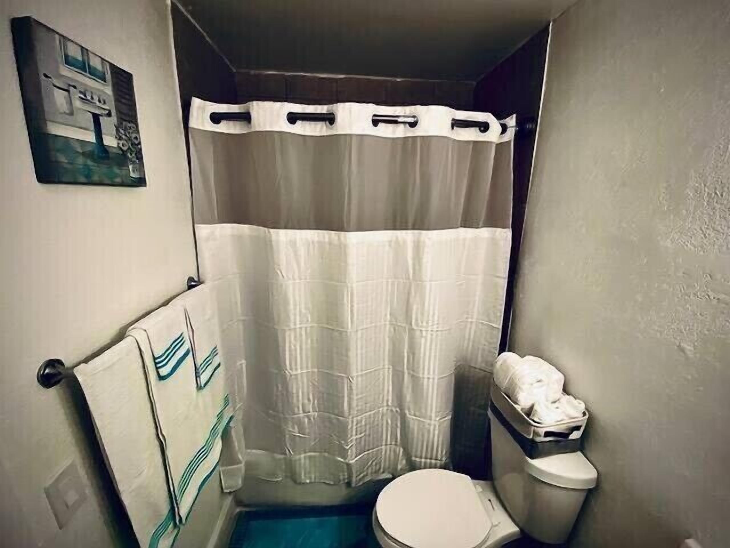 cheerful 1bed 1 bath in the beautiful city of Oakland Park -FL