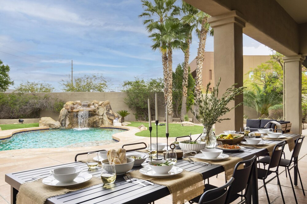 Arcadia by AvantStay | Breathtaking Oasis in Scottsdale w/ Pool & Hot tub
