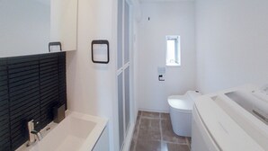 Family Suite, Multiple Beds, Non Smoking, Kitchenette | Bathroom - AOCA TOKYO KAMINOGE (Setagaya City)