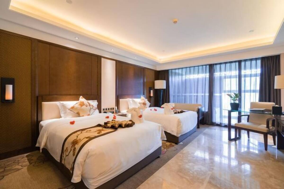 Cots/infant beds