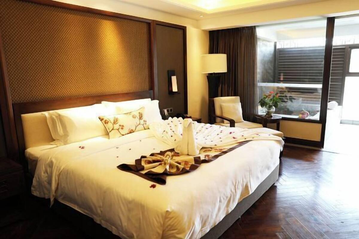Cots/infant beds