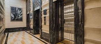 Dreamli Najia Theme Apartment