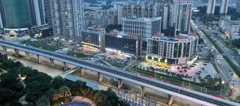 Dreamli Najia Theme Apartment