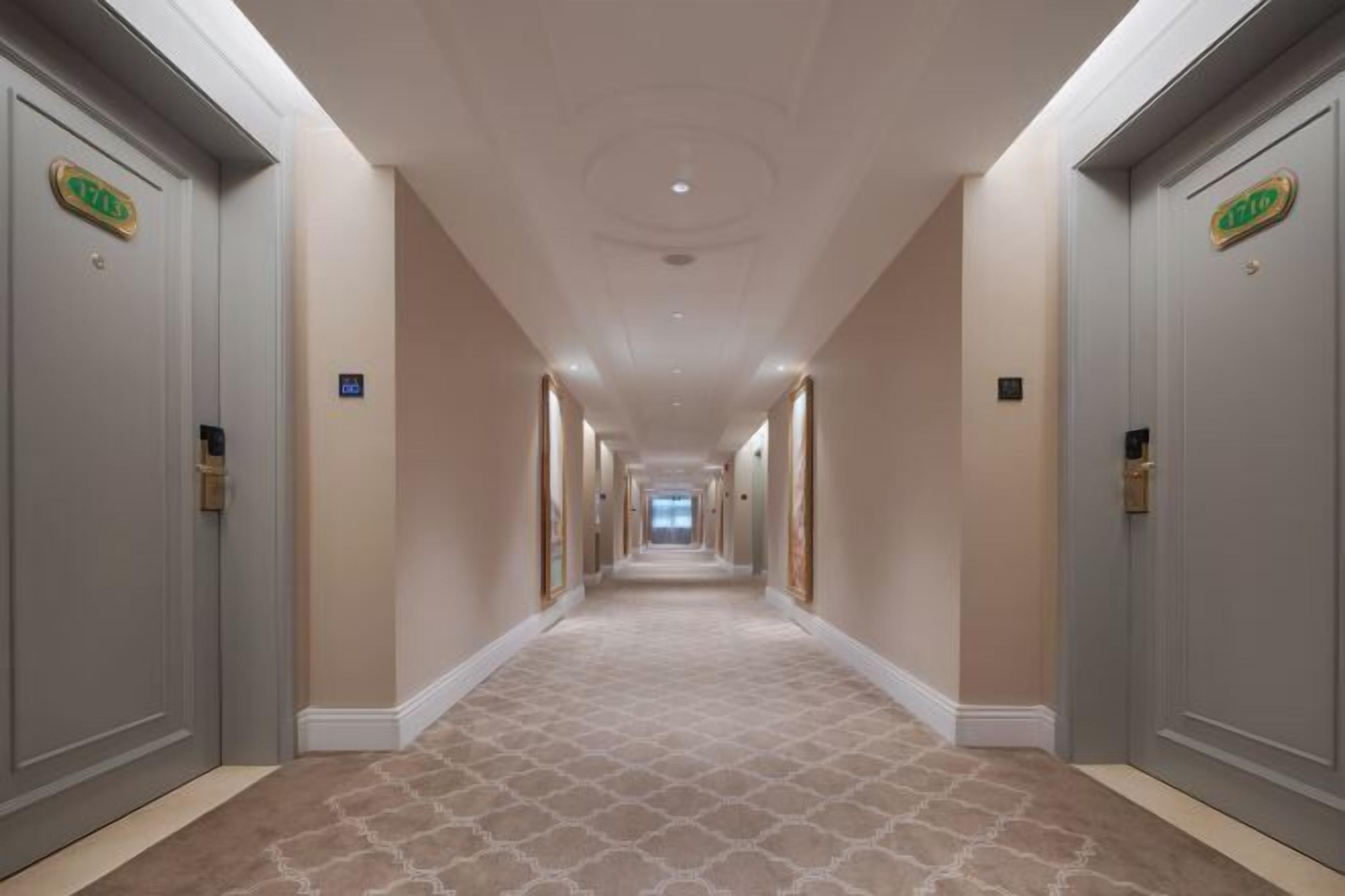 المنشأة من الداخل